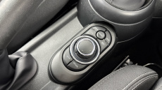 MINI Hatchback 2.0 Cooper S Classic 3dr Auto Petrol Hatchback